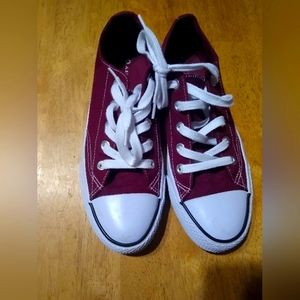 Airwalk burgundy shoes size 7.5